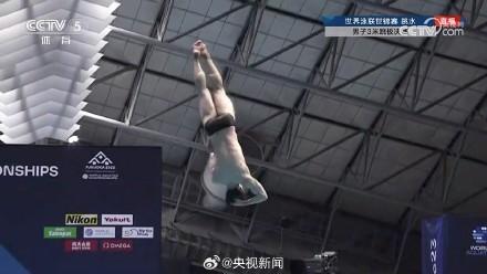 巴西选手发挥出色，摘得亚军宝座(巴西足球选手)